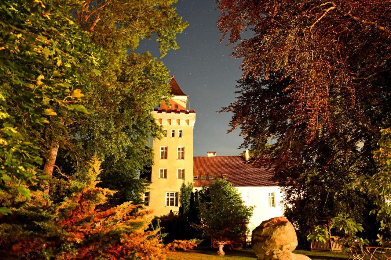 Hotel Zamek Nowecin Leba Exteriér fotografie