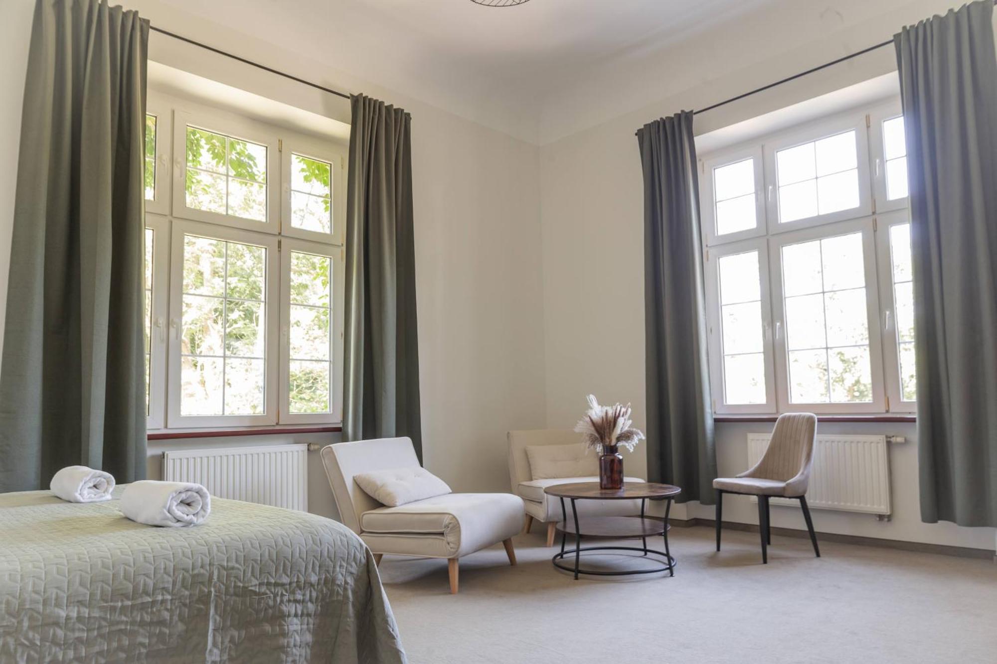 Hotel Zamek Nowecin Leba Exteriér fotografie
