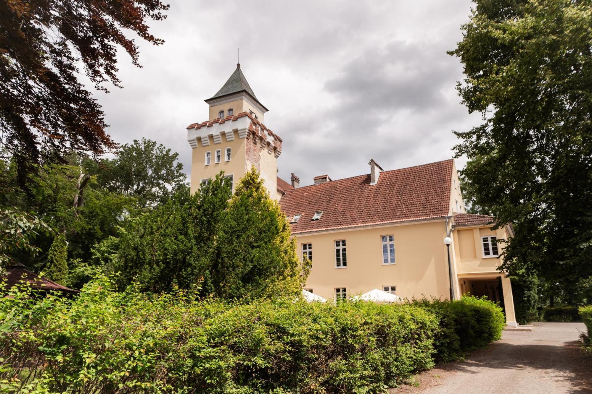 Hotel Zamek Nowecin Leba Exteriér fotografie